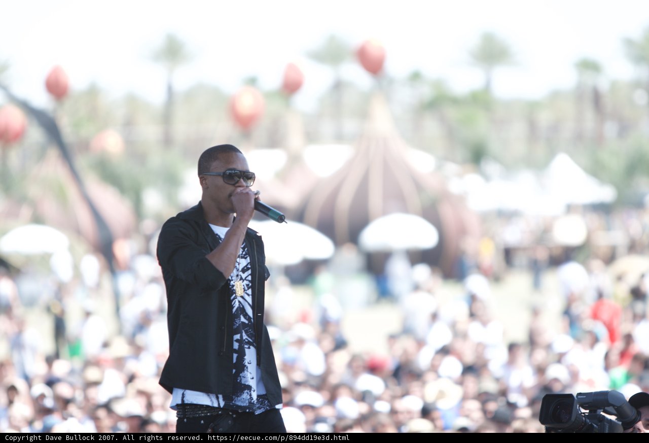 Lupe Fiasco Rocks the Crowd at Coachella 2007