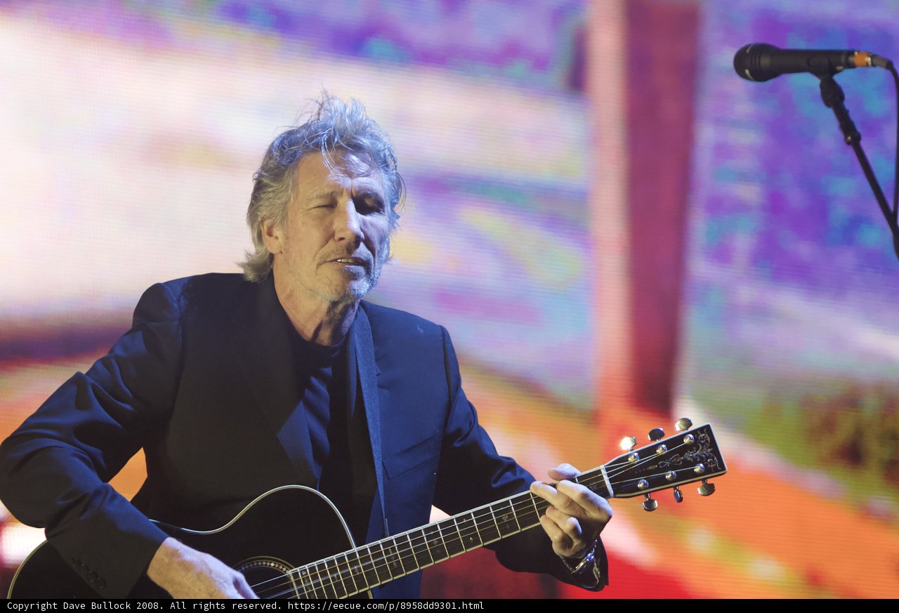 Roger Waters and The Wallflowers Performing at Coachella with Deadmau5