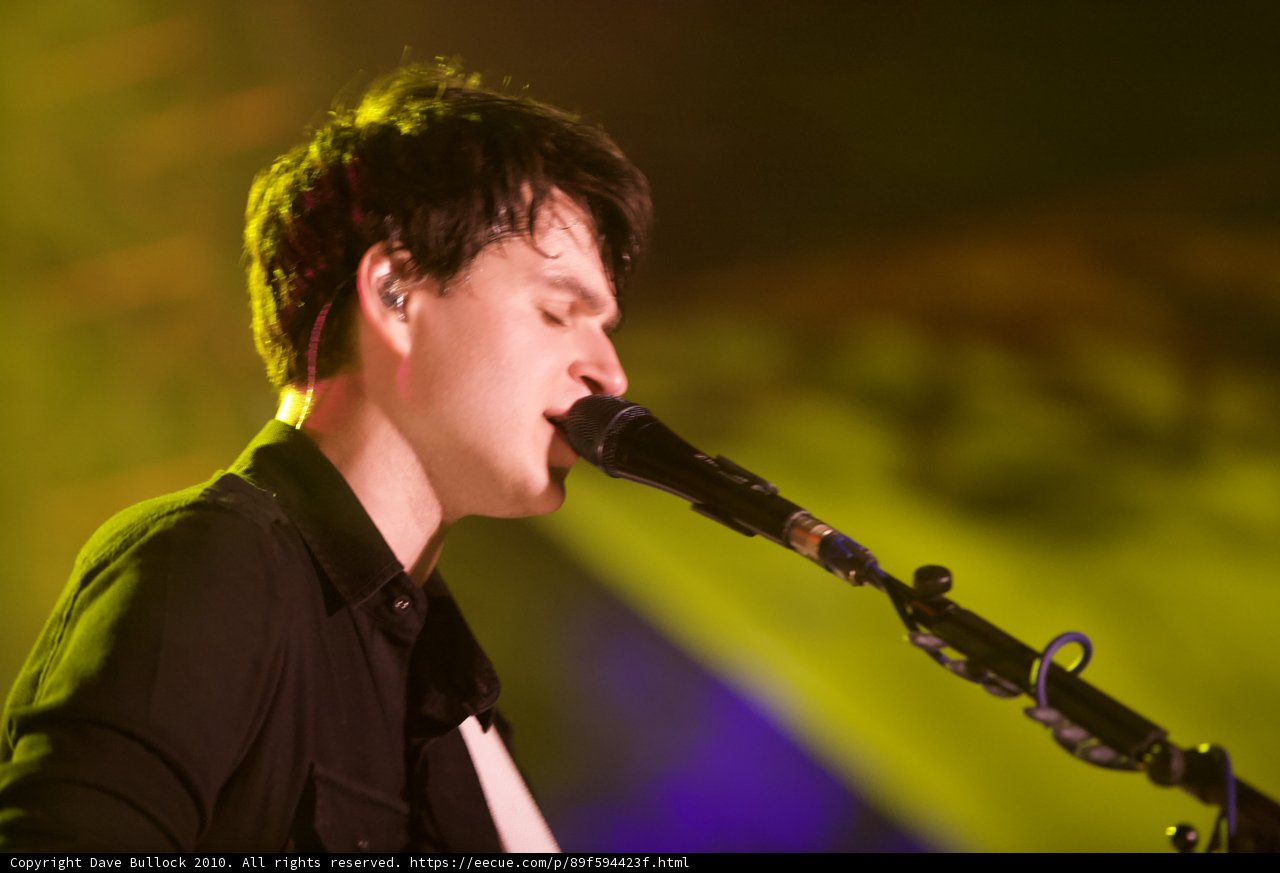 Ezra Koenig Rocks the Stage with His Vocals