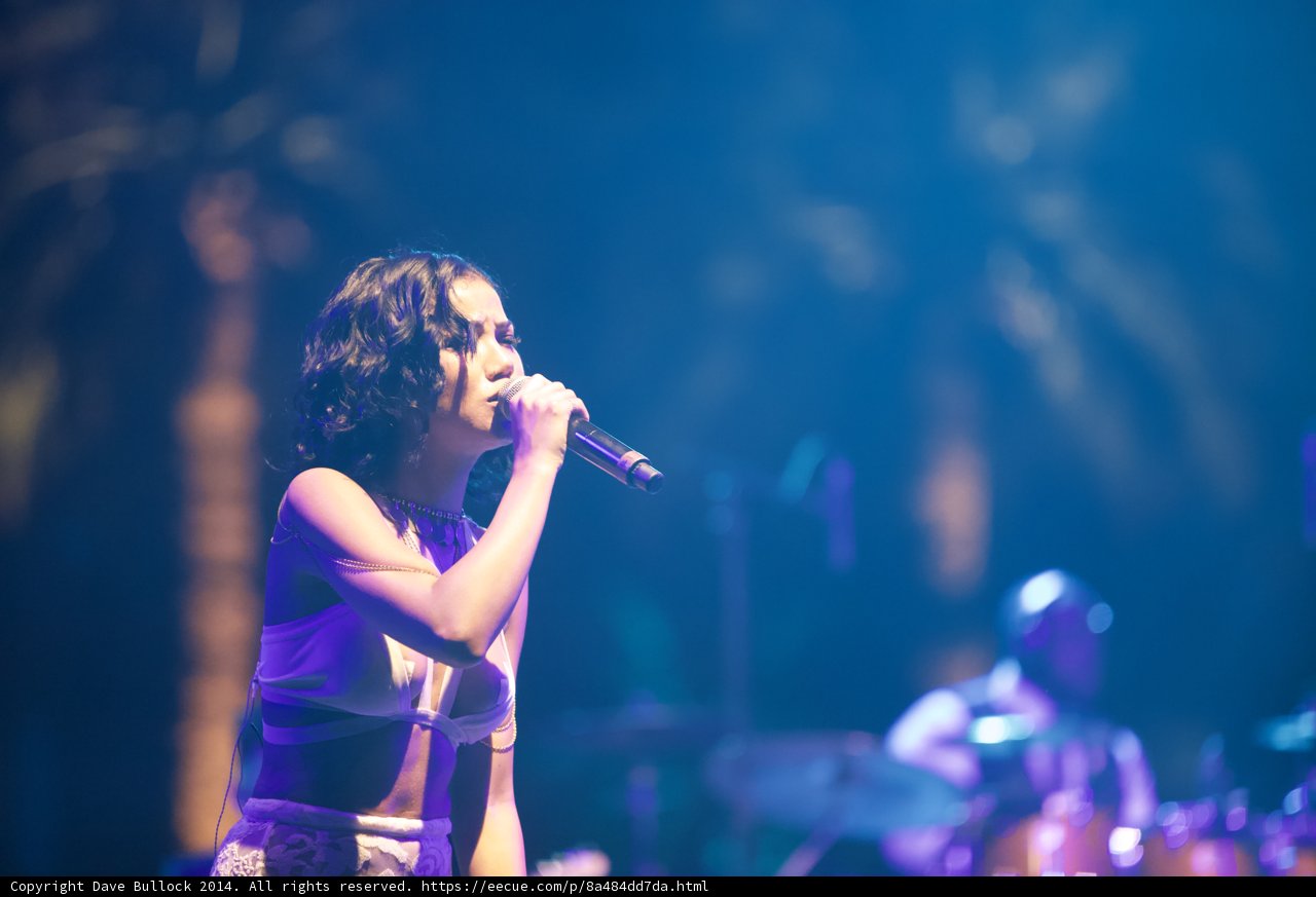 Jhené Aiko Rocks the Stage at Coachella 2014