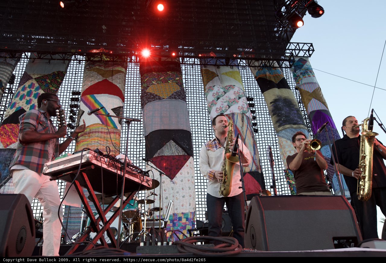 The Ultimate Music Band Rocks Coachella 2009