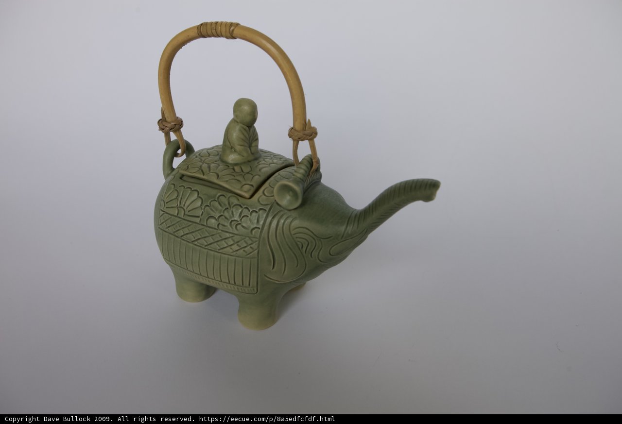 Aesthetic Pottery Teapot with Bamboo Handle