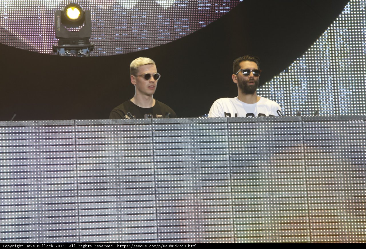 DJ Duo Stage Wide