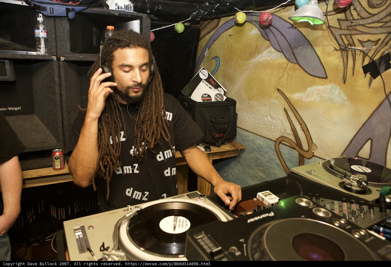 Dreadlocked DJ