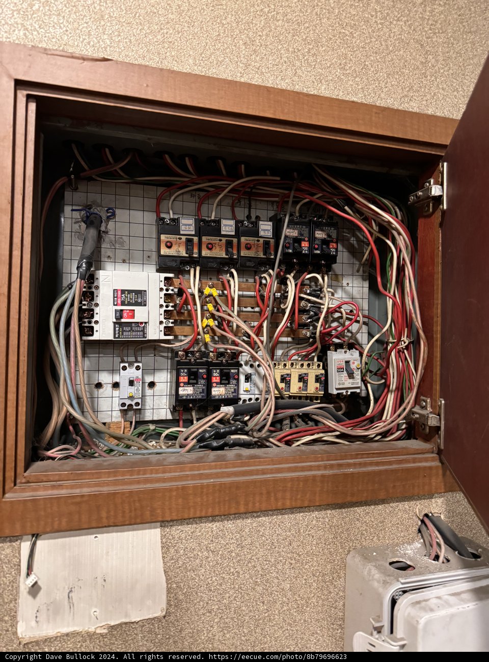 Electrical Exploration in Seoul