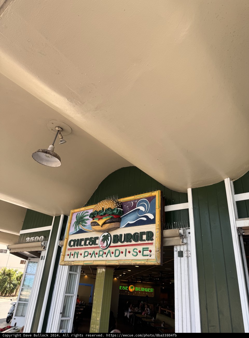 Aloha Flavor: A Taste of Paradise in Honolulu