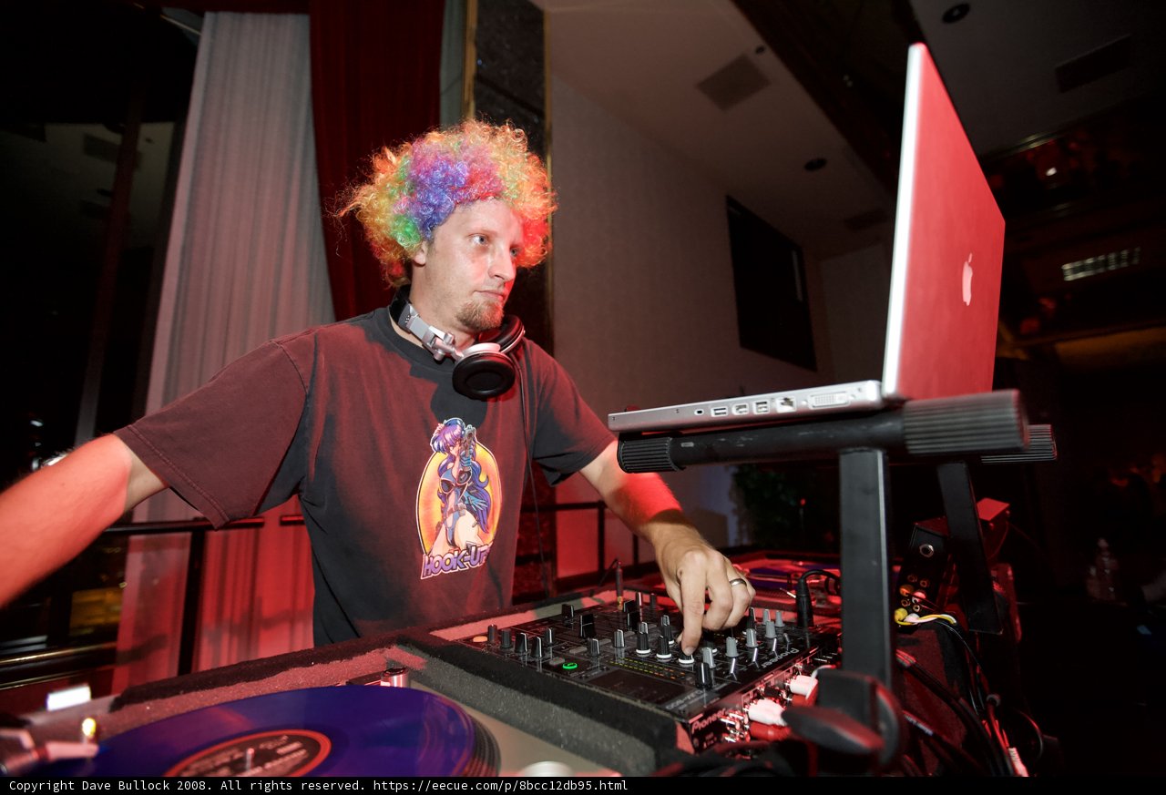 Clowning around on the turntable