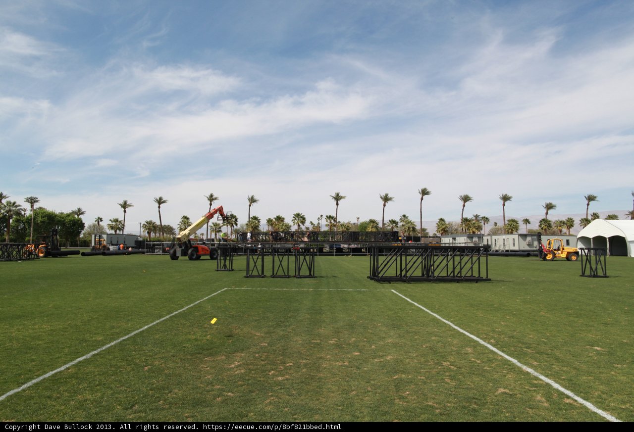 Game on: Tennis amidst the Coachella crowd