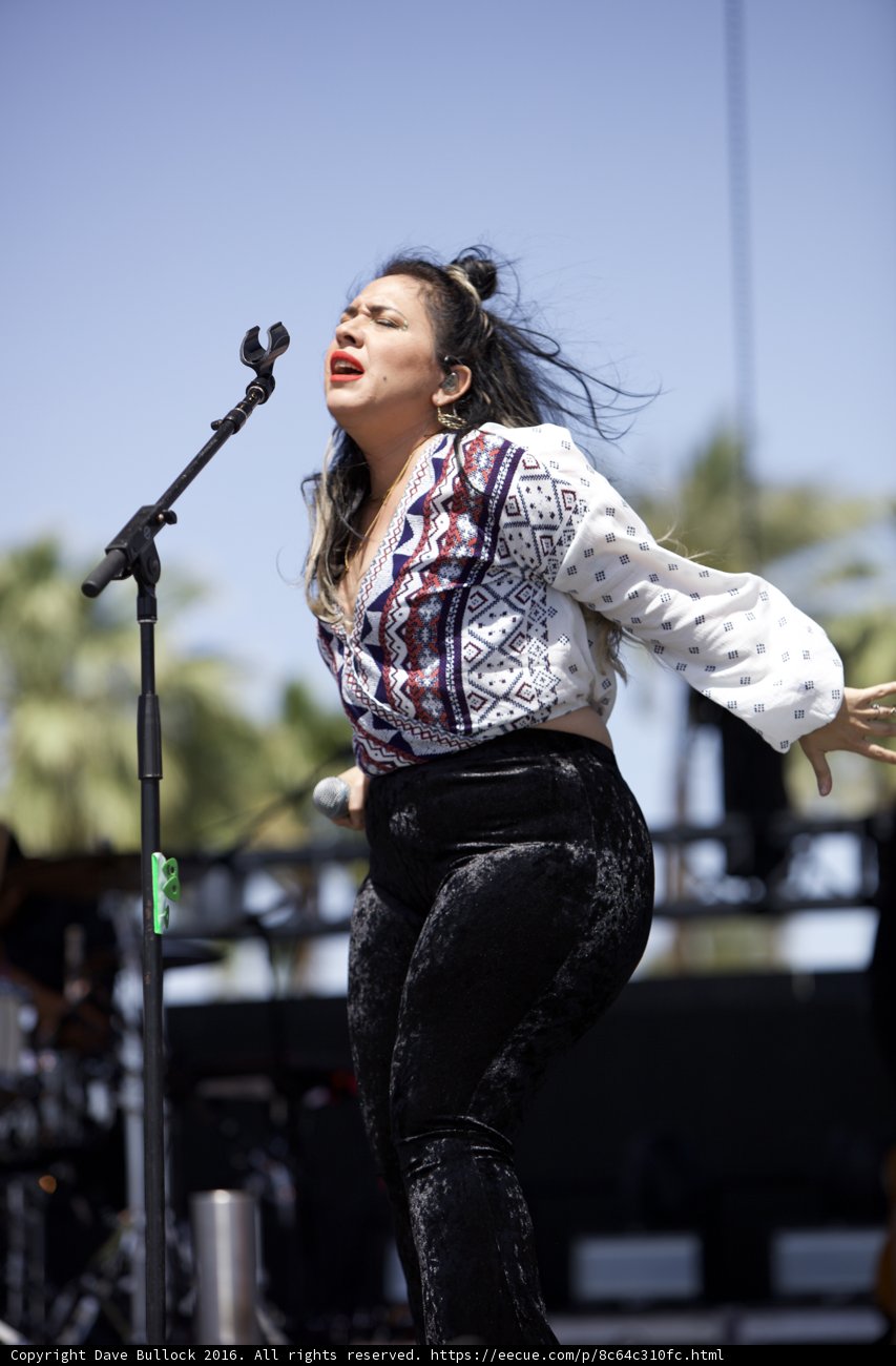 Energetic vocalist electrifies the stage