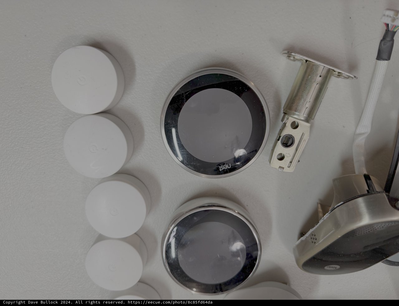 Scientific Laboratory Equipment and Specimen Containers