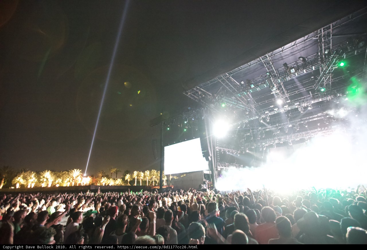 Rocking under the Green Sky