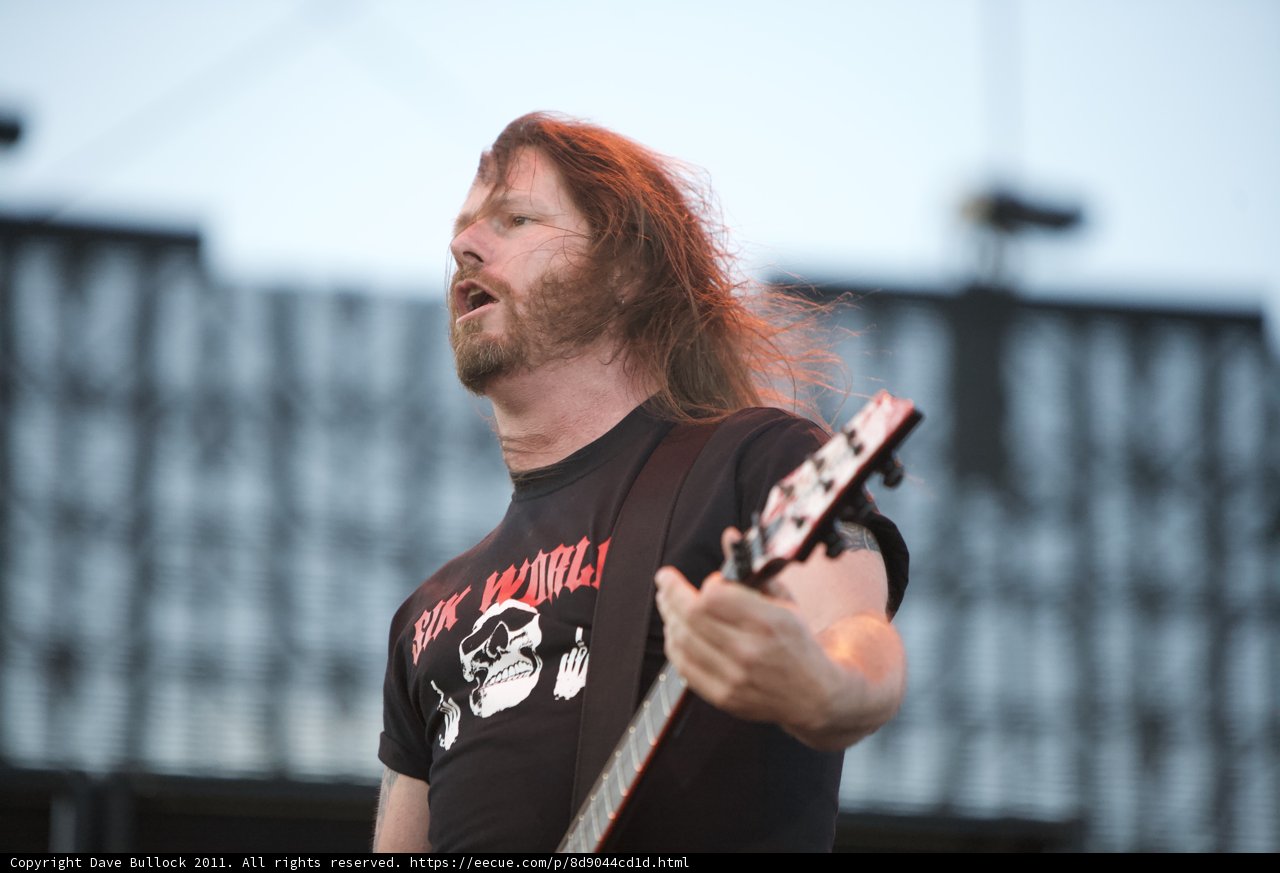 Gary Holt Shreds the Guitar at Big Four Festival