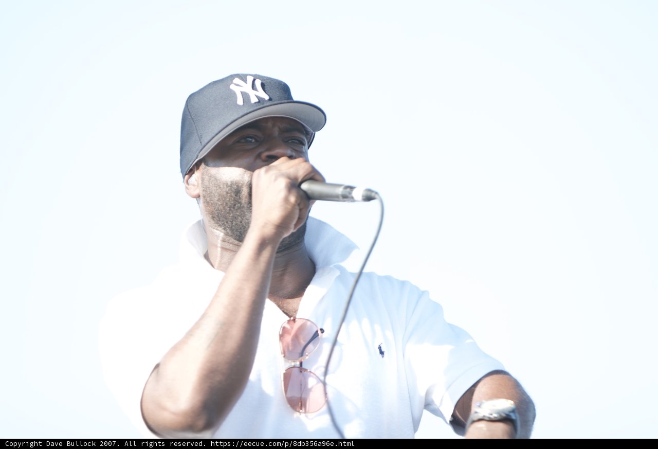 The White Shirt Performer