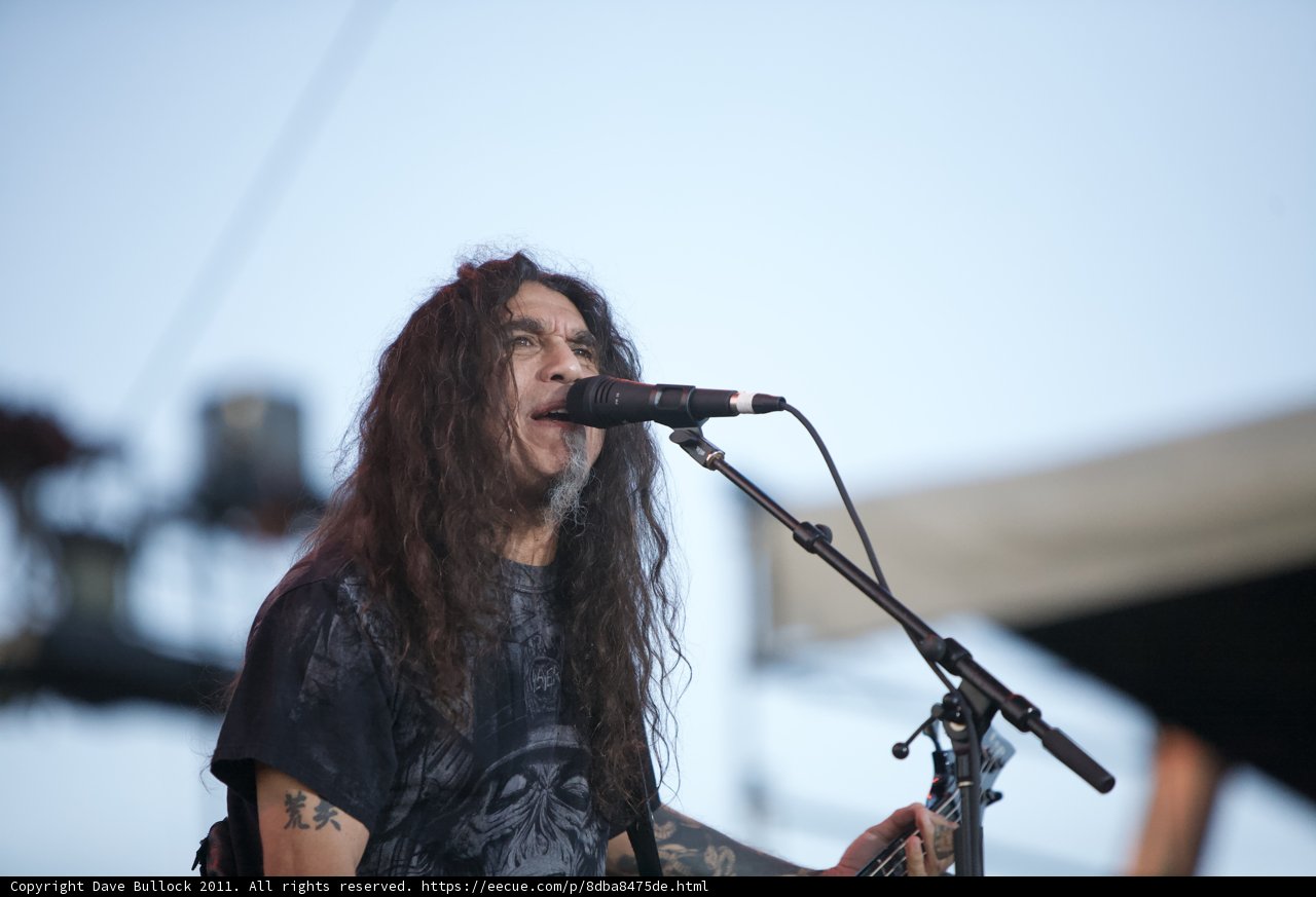 Tom Araya's Electrifying Solo Performance