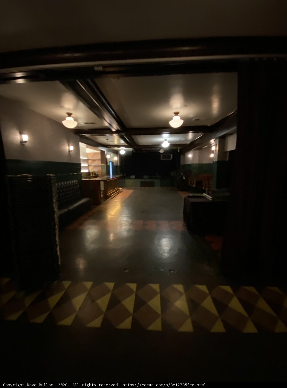 Dark Pub Vibes