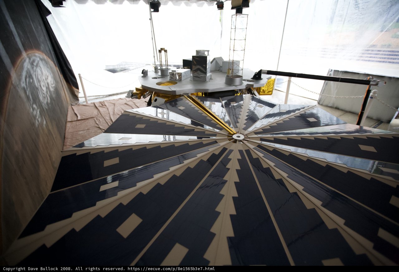 Patterned Umbrella in Mars Lander