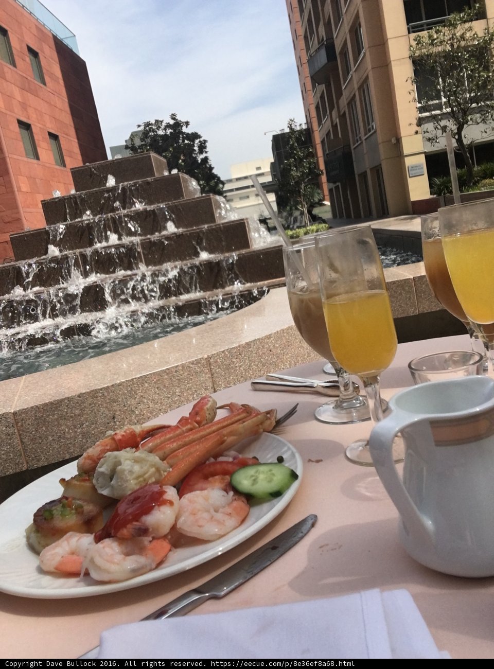 Fountain-side Brunch