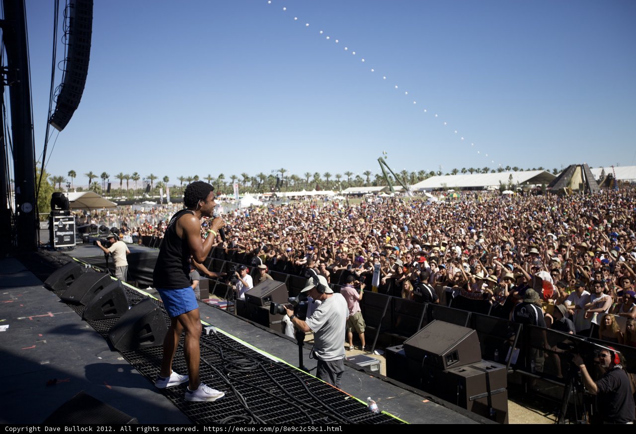 Captivating Crowd