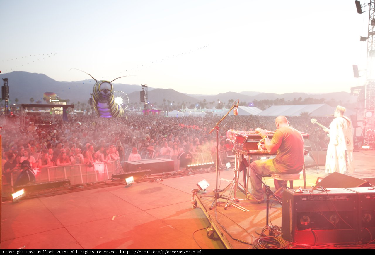 Keyboard Solos and Cheers