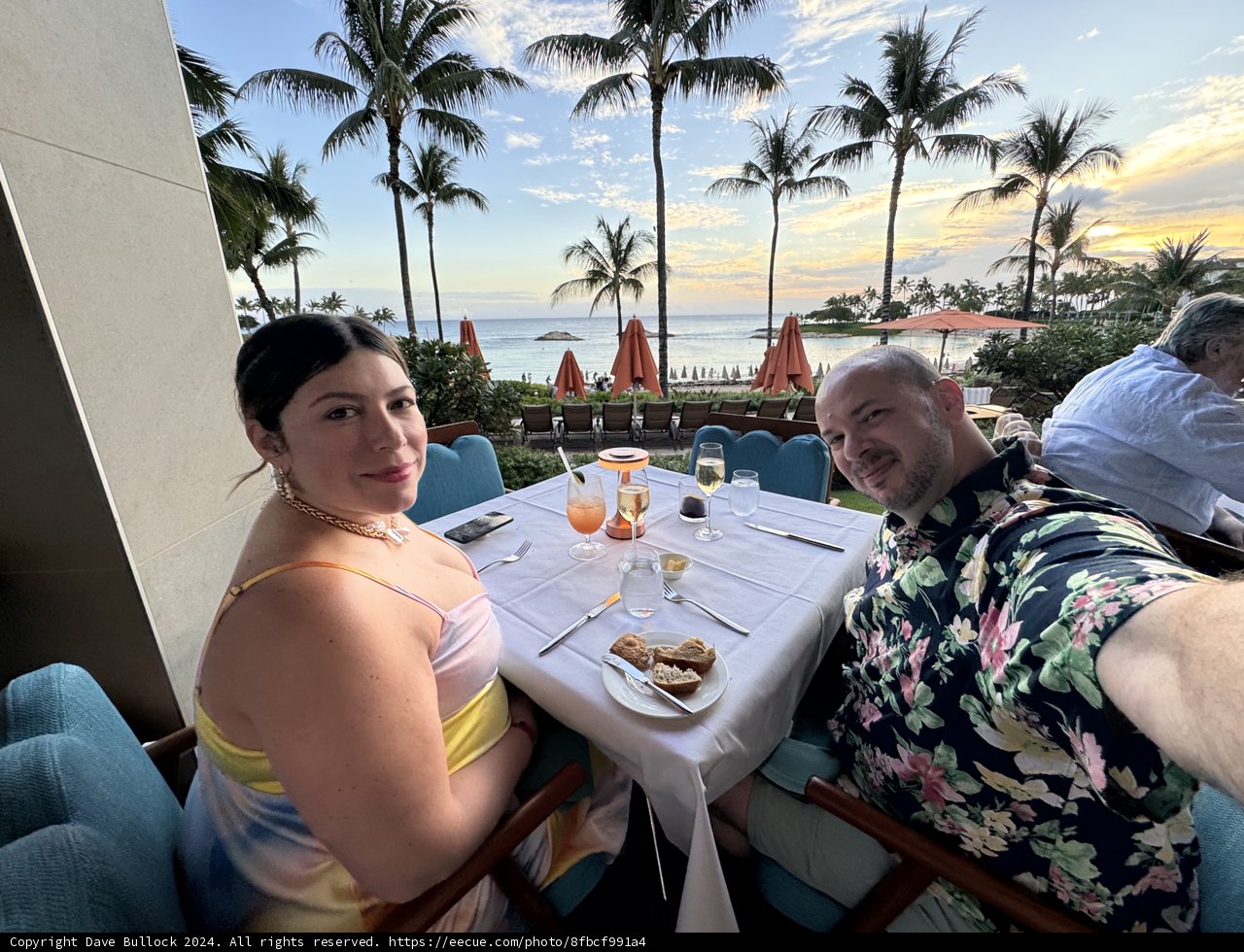 Tropical Dining Delight