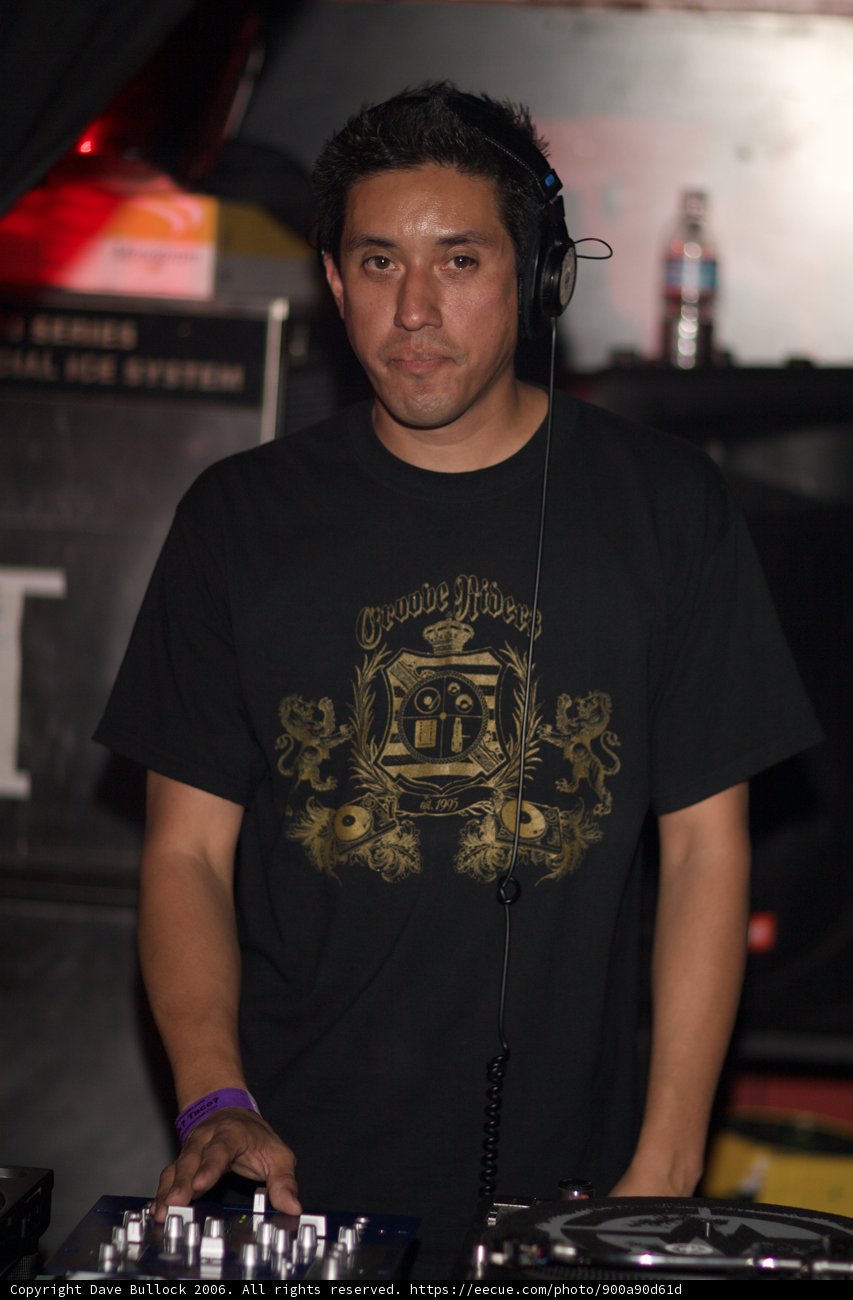 Deejay Raul R in Action