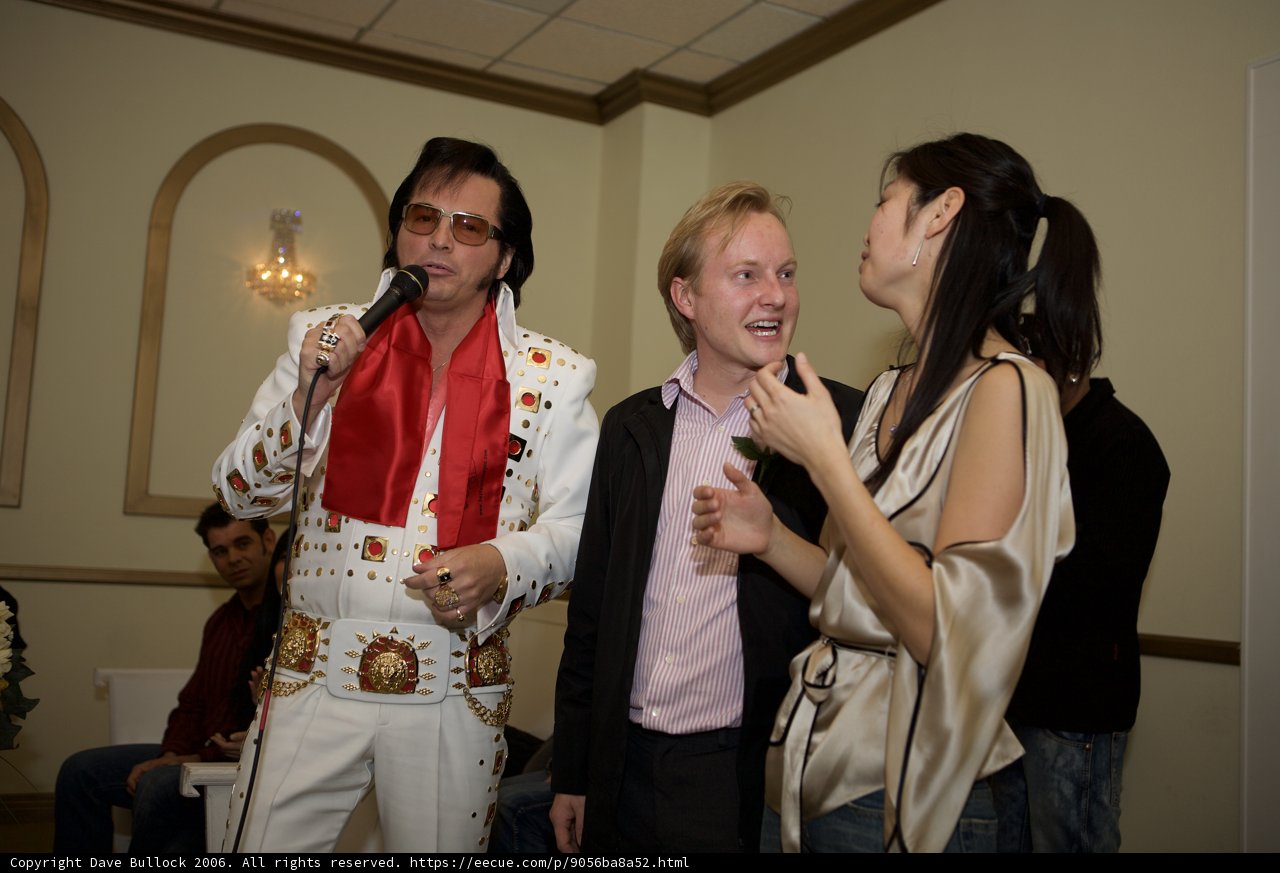 Elvis Presley Rocks the Event with Stylish Coat and Accessories