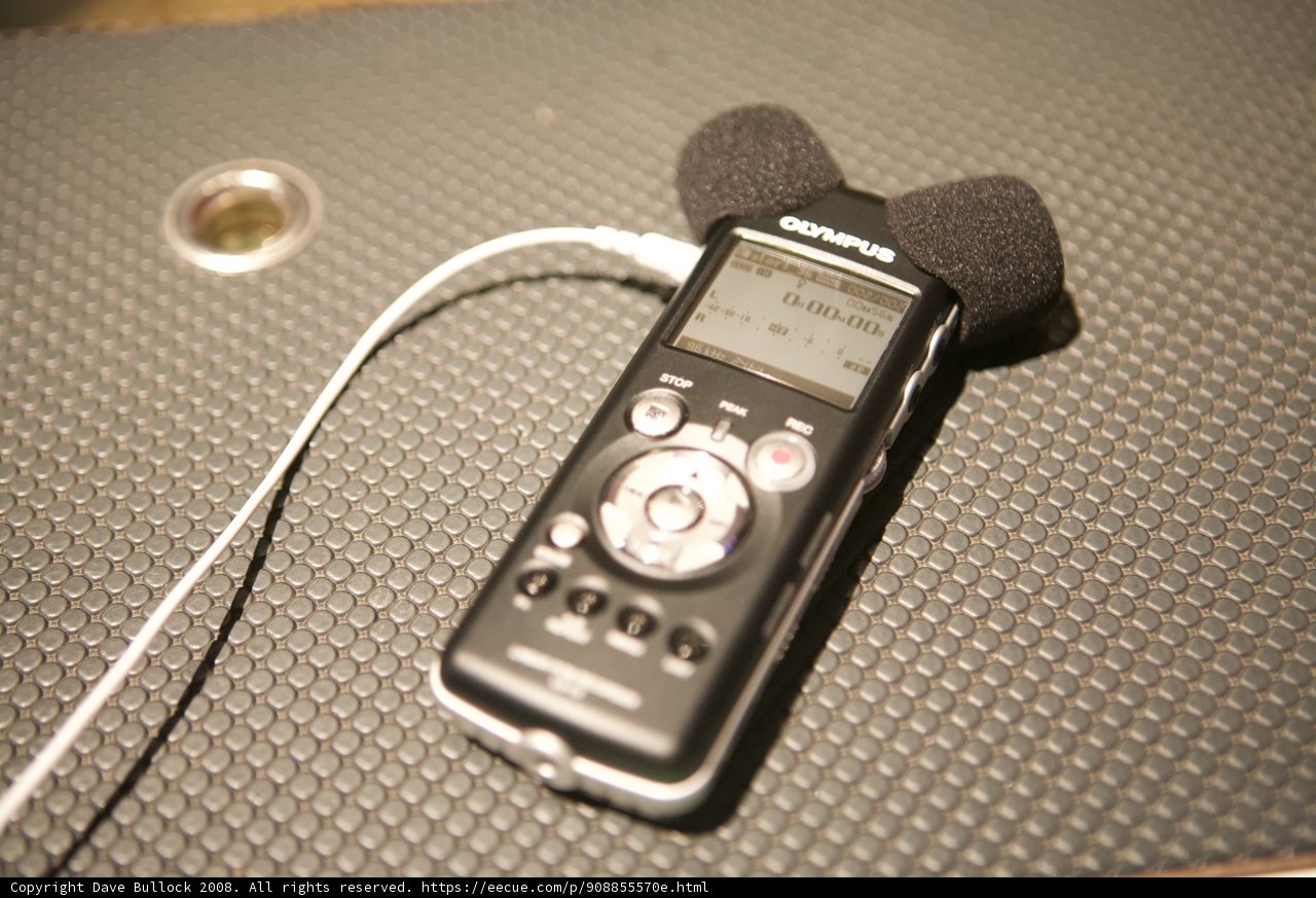 Digital Recorder and Microphone Set Up