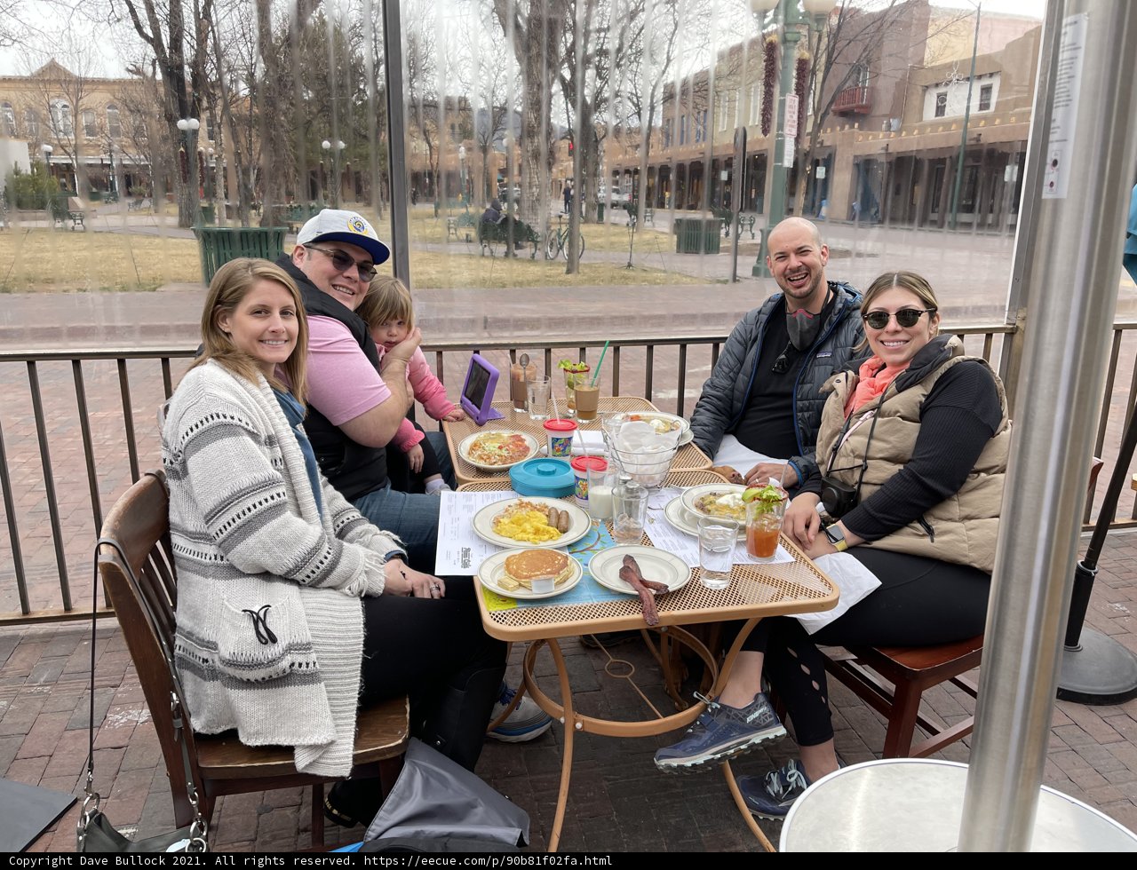 Outdoor Dining at Santa Fe Restaurant