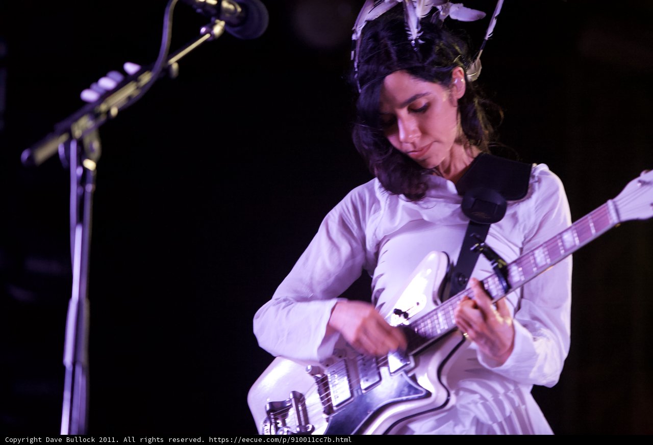 PJ Harvey: Shredding on the Electric Guitar at Coachella 2011
