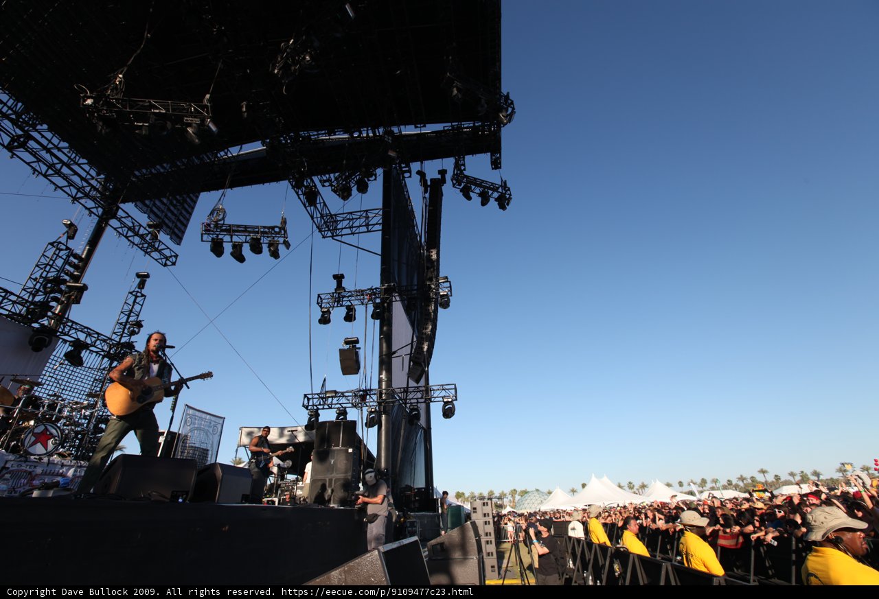 Man Rocks the Crowd with His Guitar Solo