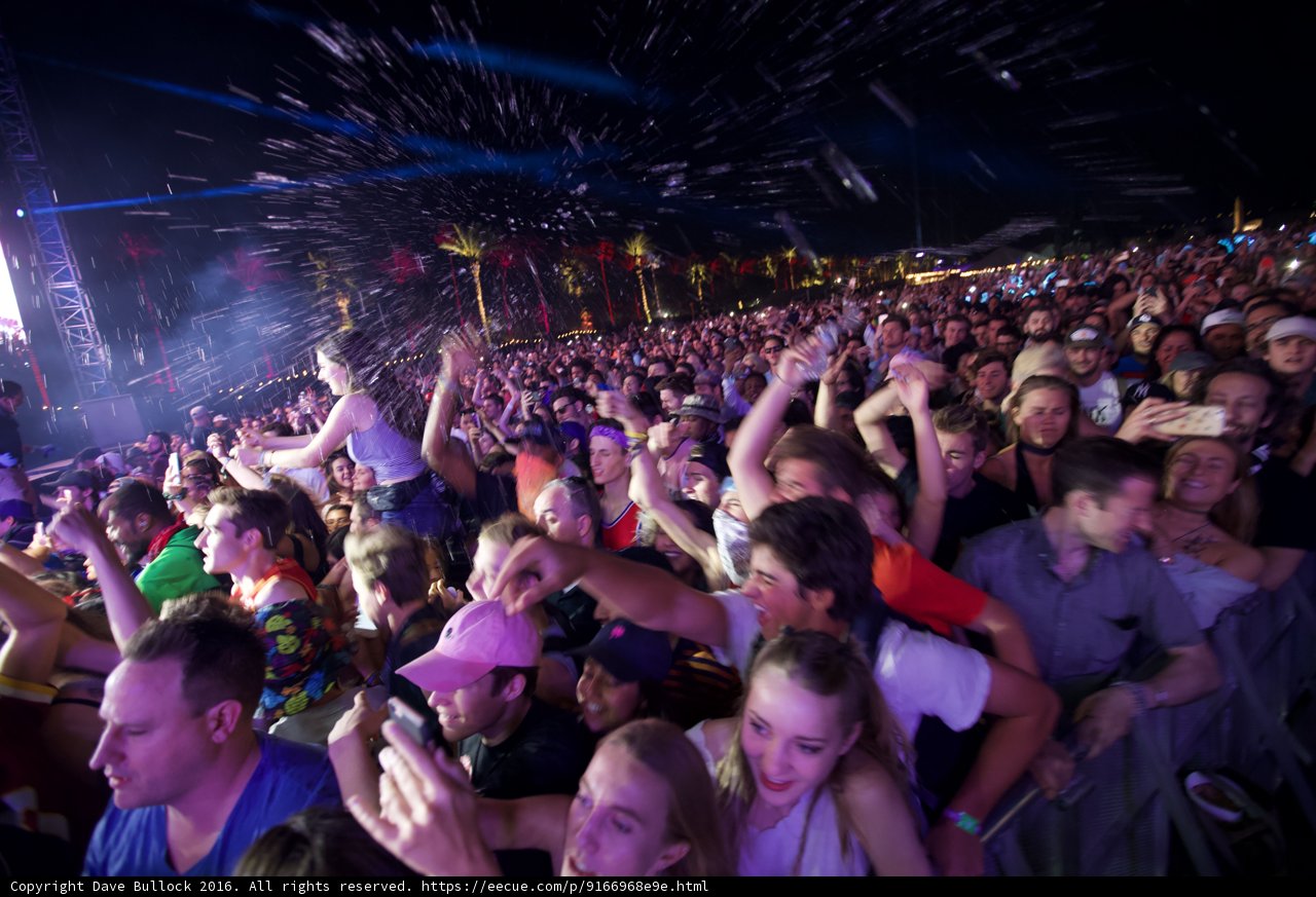 Jammin' with the Crowd
