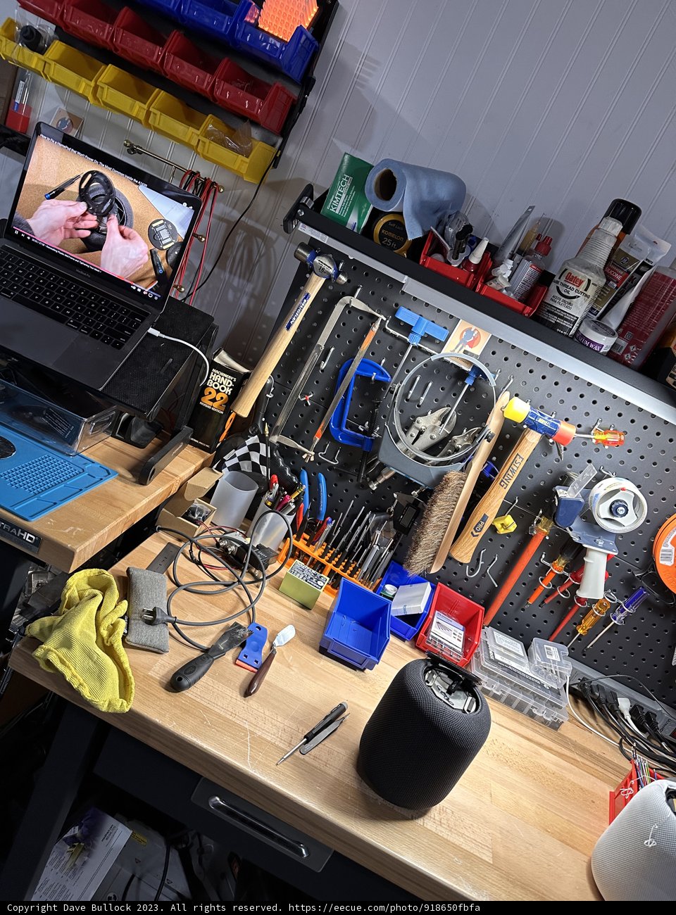 Electronics Workshop - A Glimpse Into the Craftsman's Haven