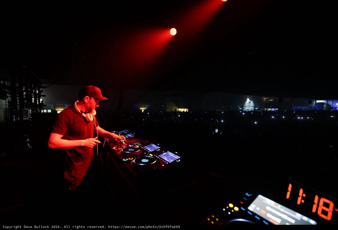 DJ Commands the Decks at Wobbleland 2026