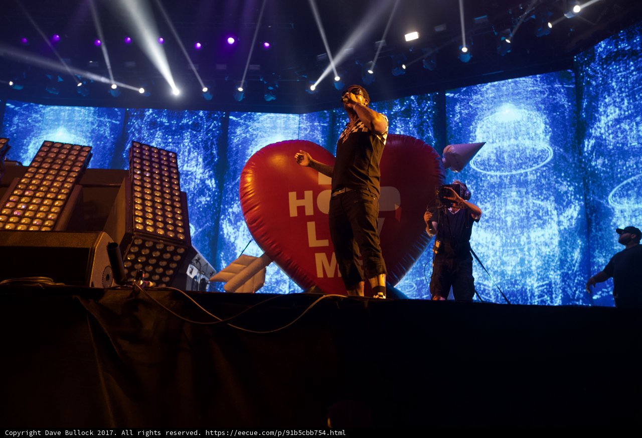Heartthrob on Stage