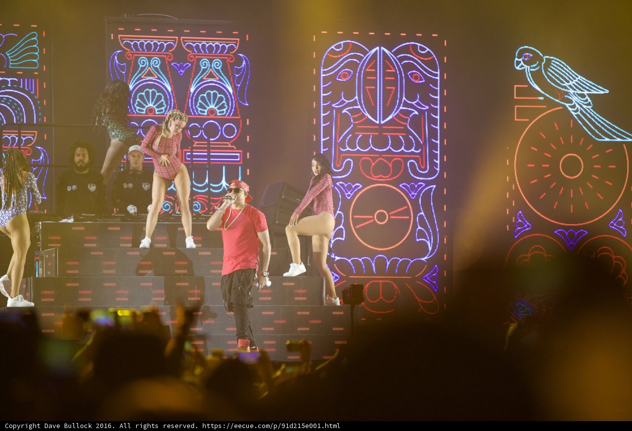 Neon Lights and Glowing Performers at Coachella