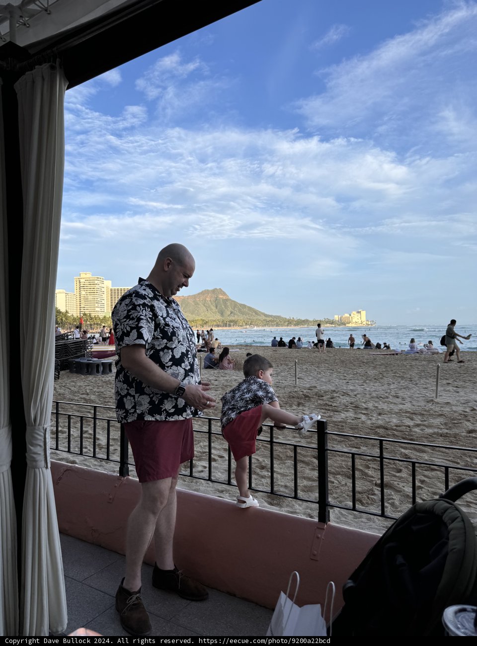 Waikiki Beachside Moments