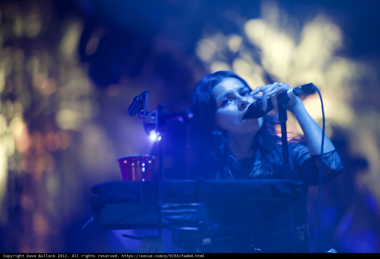 Hope Sandoval Rocks the Stage with Soulful Performance