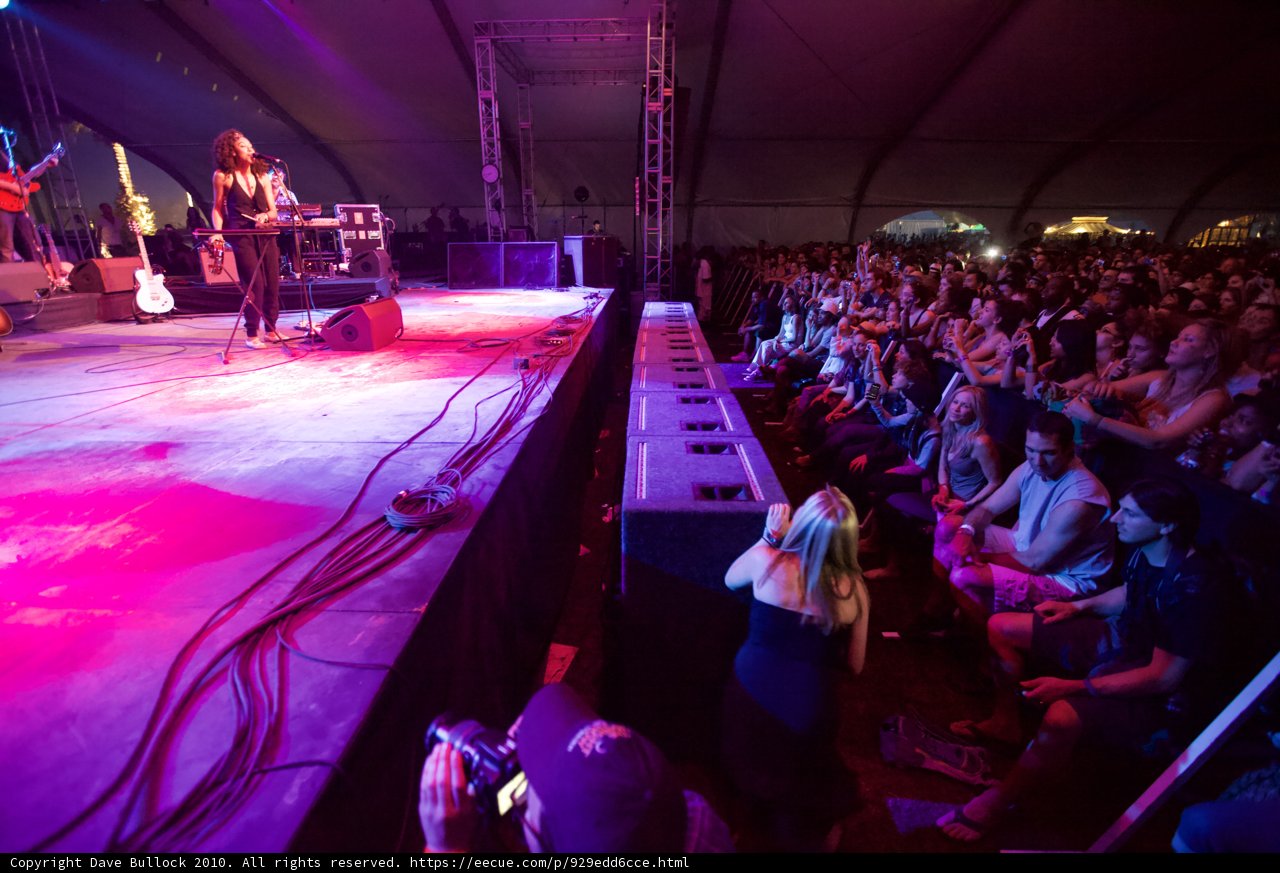 Corinne Bailey Rae Rocks the Crowd at Coachella