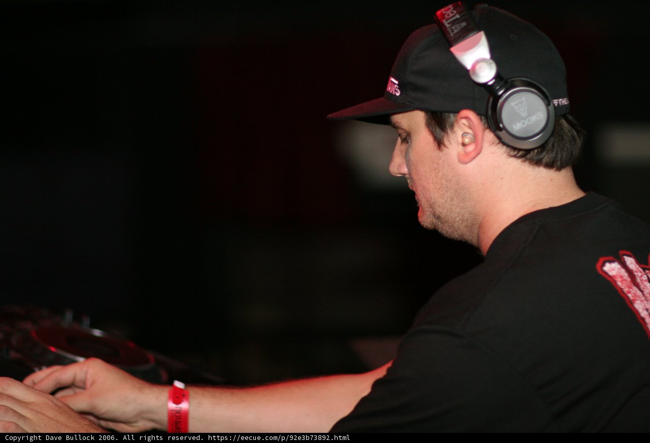 DJ in the zone