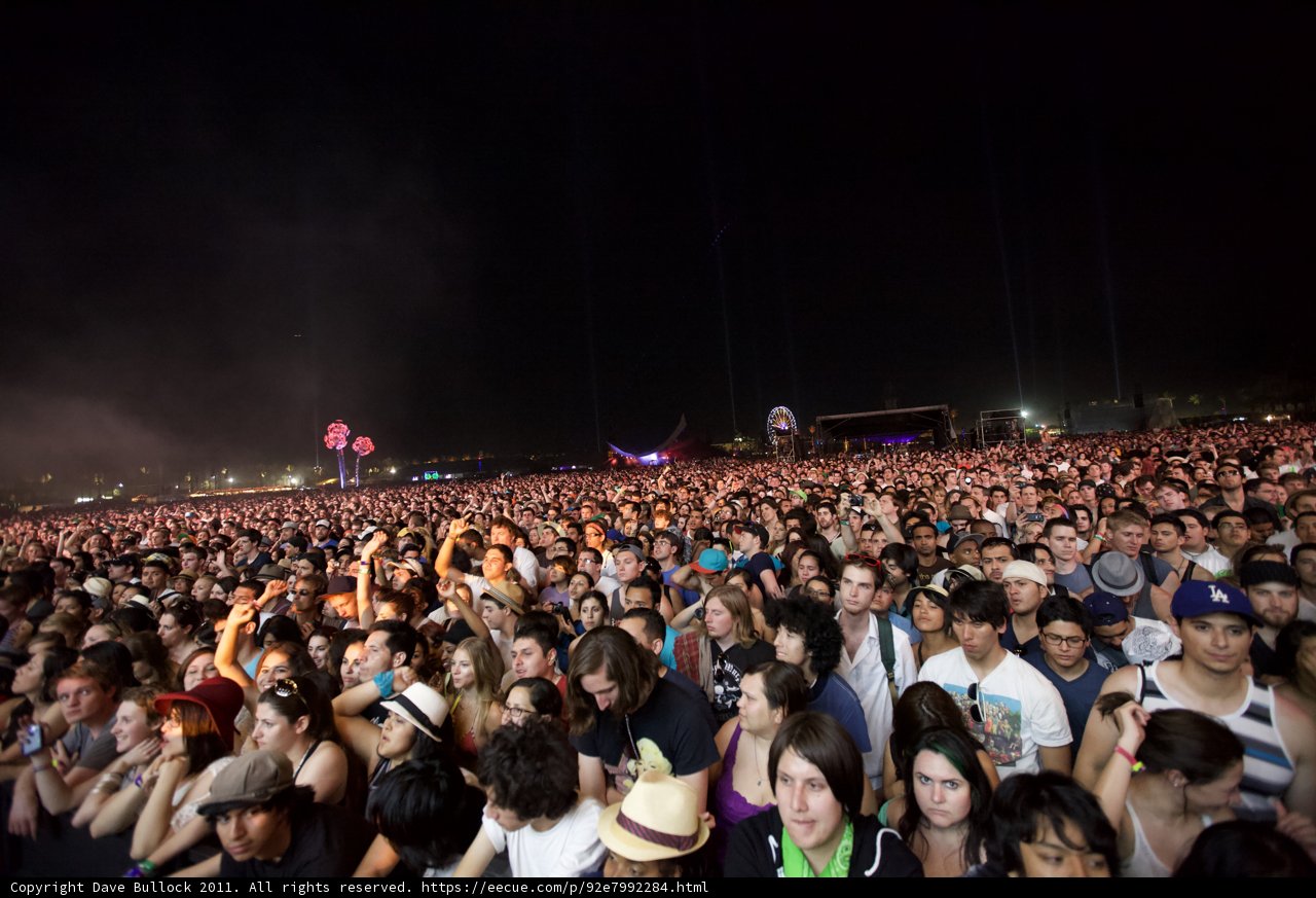 Coachella 2011: A Night Sky Filled with Music and People