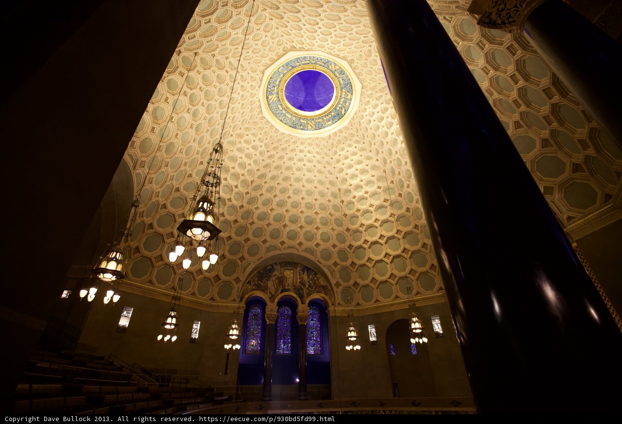 The Grandeur of the Temple Oculus