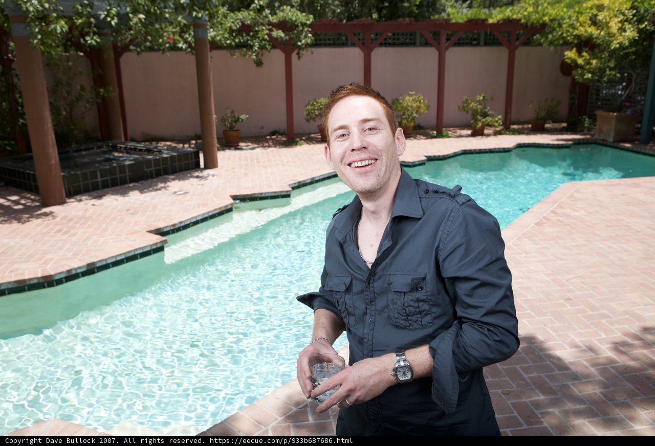 Poolside Time Keeper