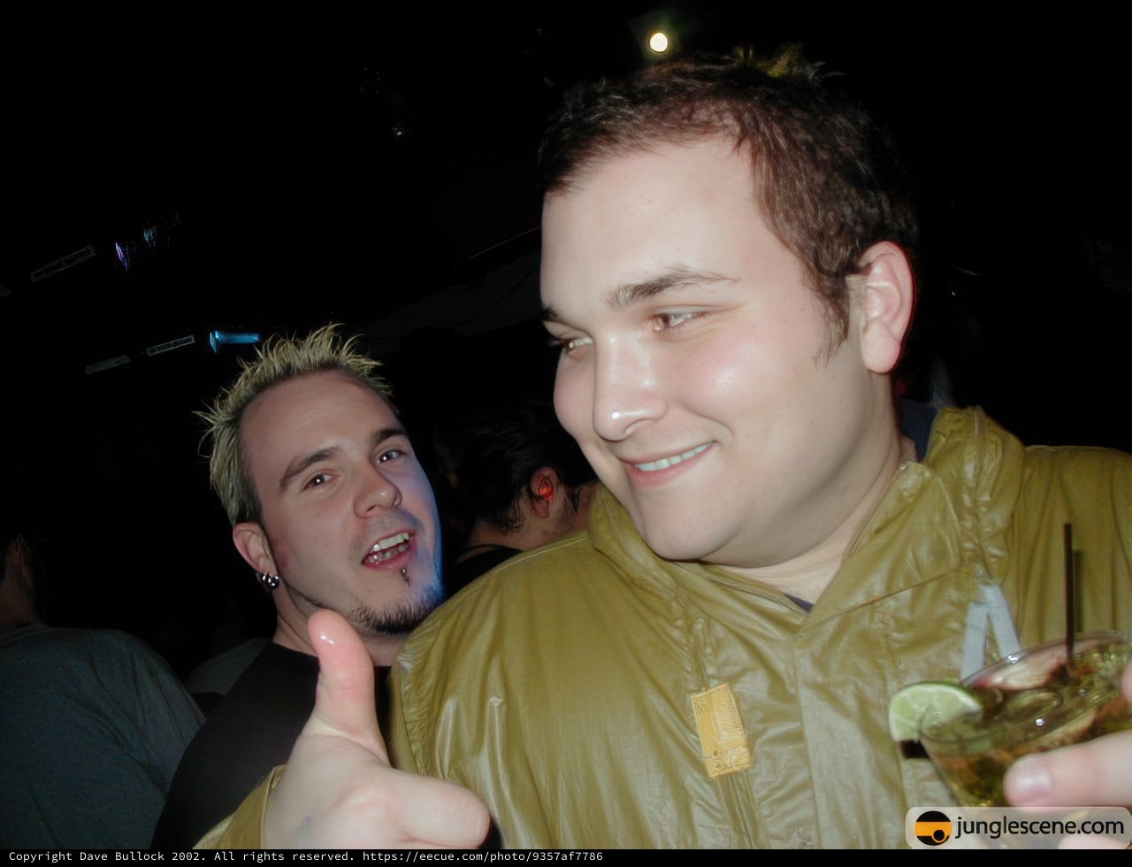 Green Jacket Zoom-In