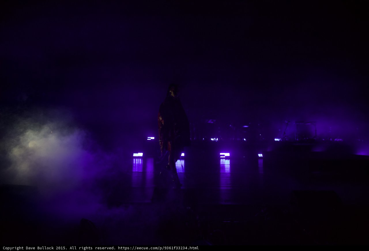 FKA twigs Wide Stage Purple Lighting Silhouette Walking Red Kimono LED Lights Heavy Haze Floor Reflections