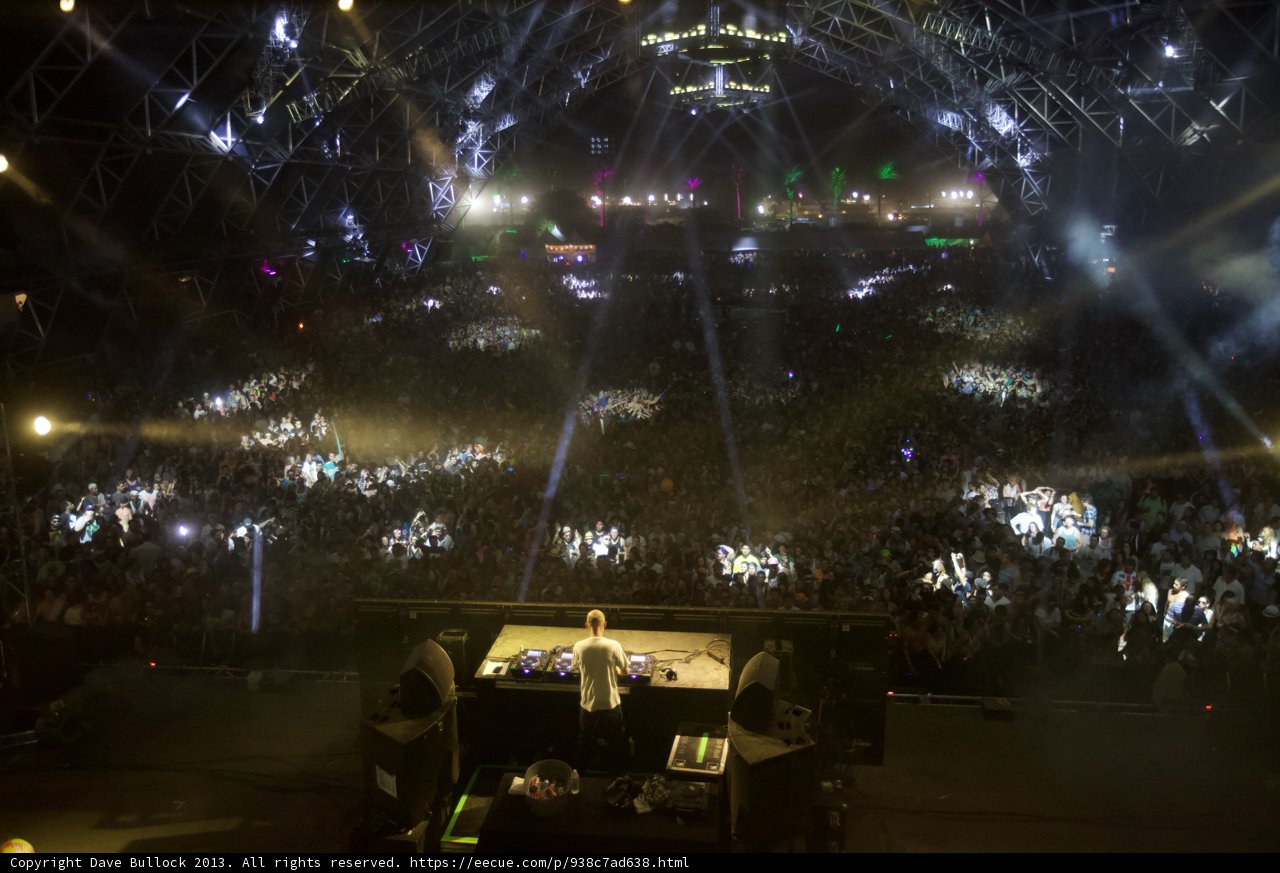 Rocking the Crowd with Dazzling Lights
