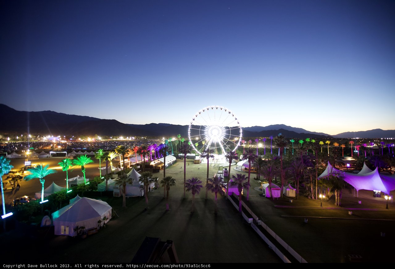 Green Night Ferris Wheel