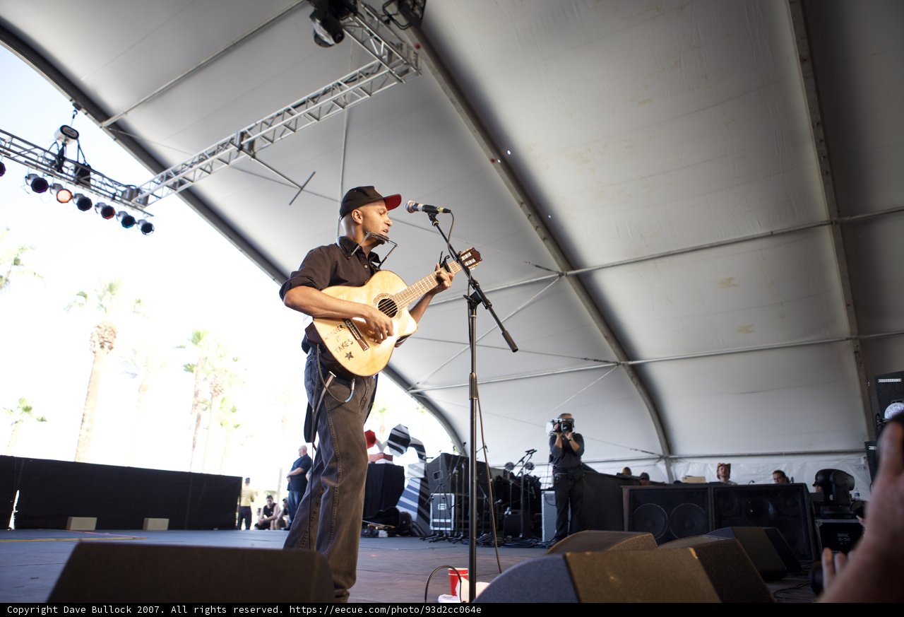 Tom Morello rocks the stage with his guitar