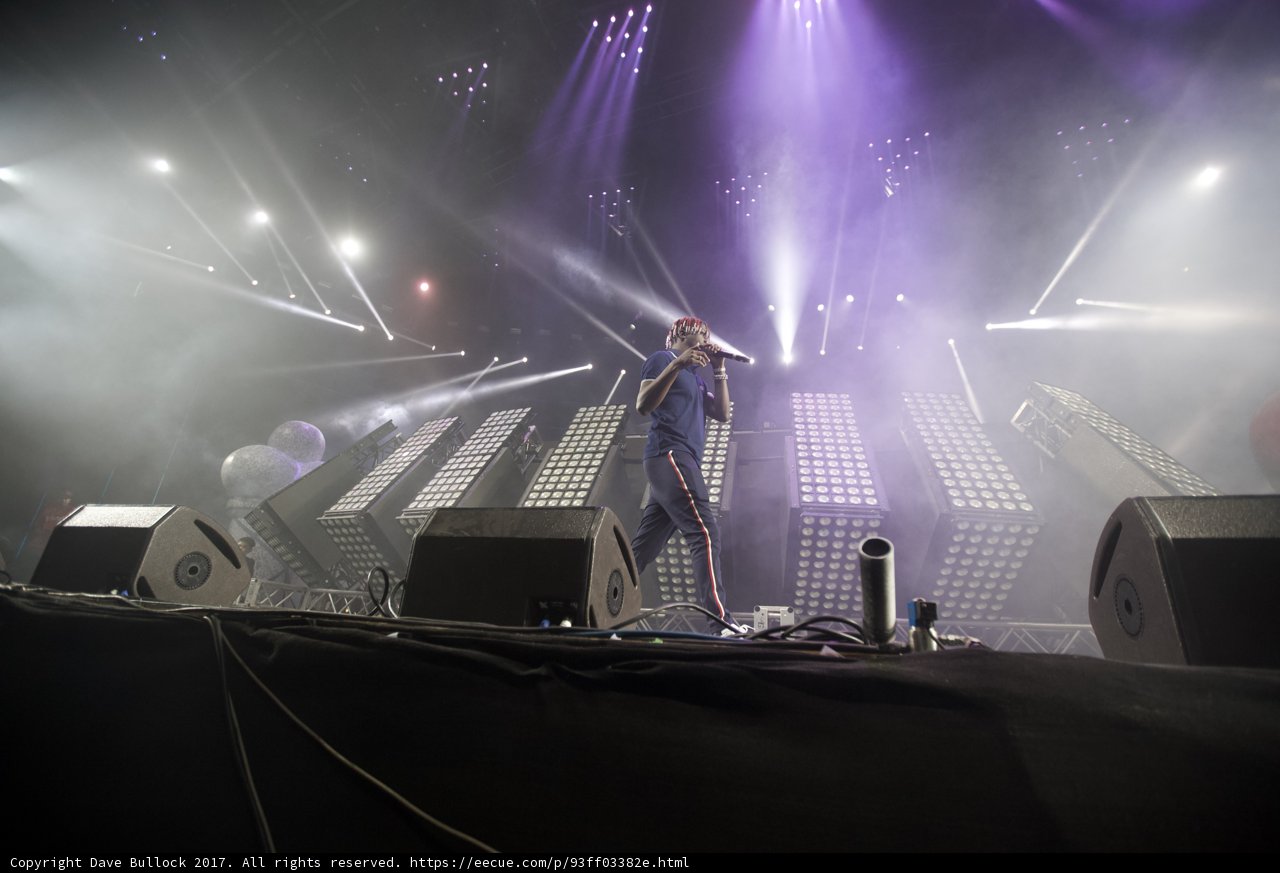 Spotlight on the Rock Star