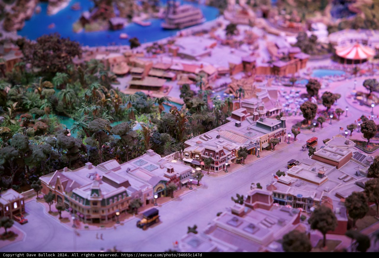 Miniature Utopia: Architectural Model of a Water Park City