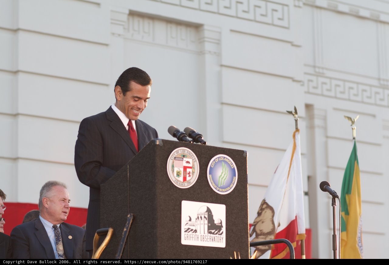 Antonio Villaraigosa Addressing a Crowded Conference with Confidence
